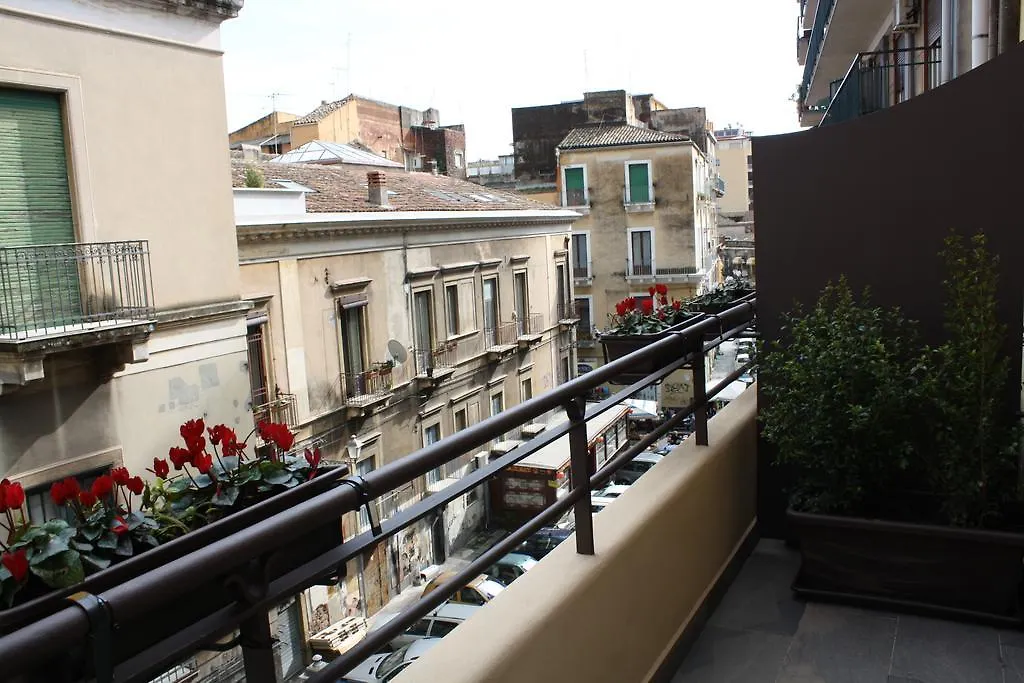 Ferienwohnung Domus Claudiae Catania Italien